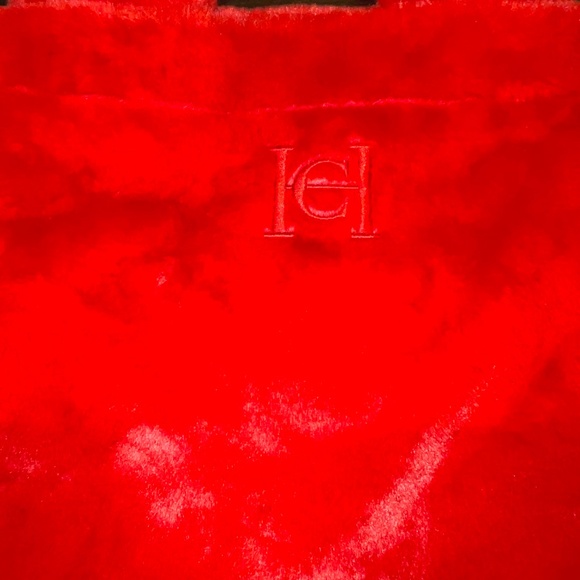 Carolina Herrera Good Girl Logo Red Faux Fur Fluffy Fuzzy Tote Bag - Picture 2 of 8